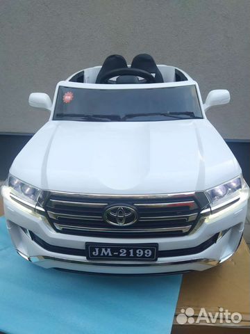 Детский электромобиль новый