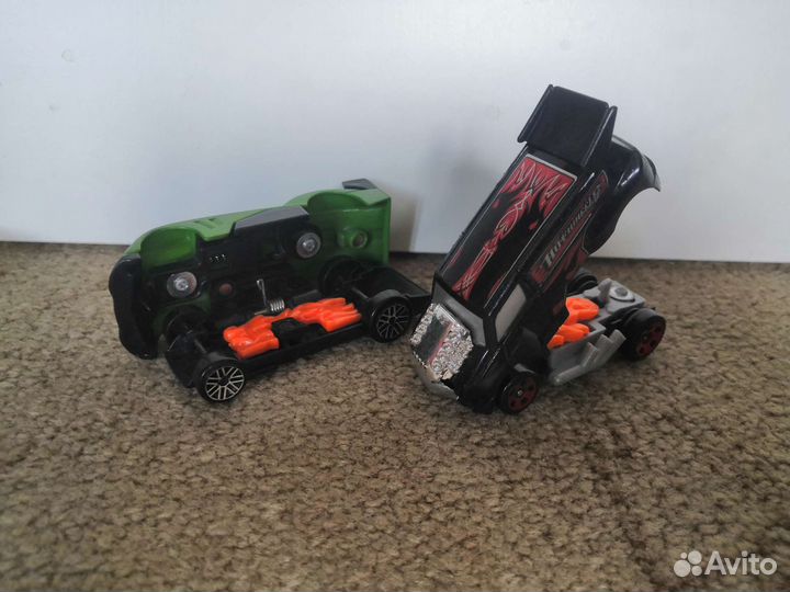 Машинки Hot wheels