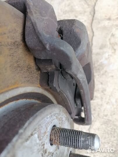 Передний кулак в сборе Опель Инсигния