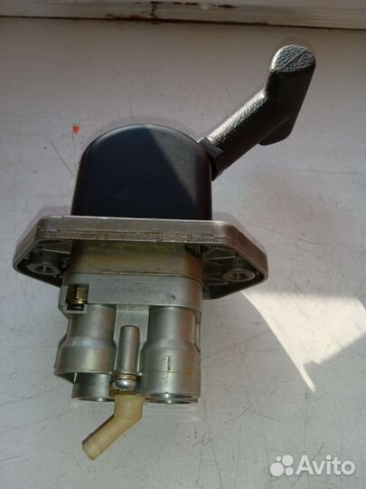 Кран ручного тормоза DAF