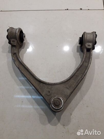 Рычаг подвески передний левый(верхний)