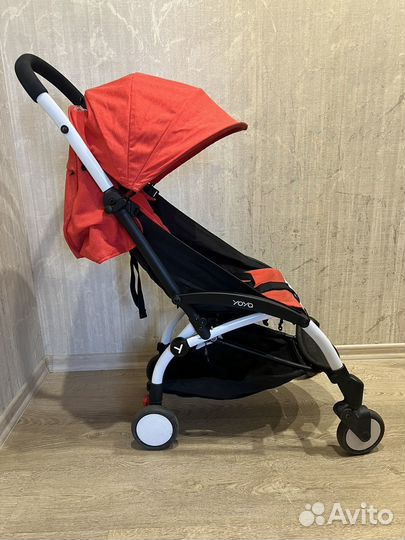 Прогулочная коляска Yoya
