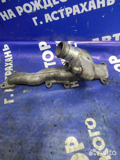 Фланец системы охлаждения. Ford Transit