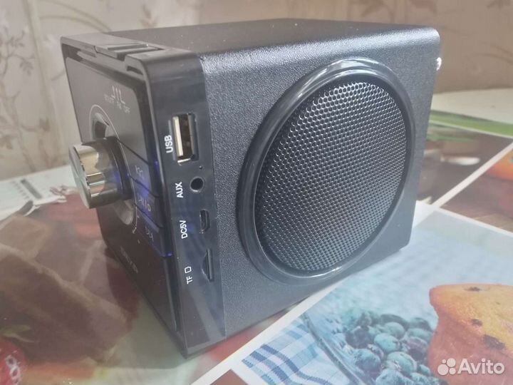 Портативная колонка с блютуз, USB, 6вт,до 5часов