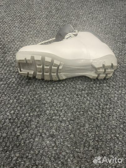 Лыжные ботинки 39 размер