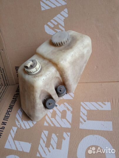 Бачок омывателя ваз 2114