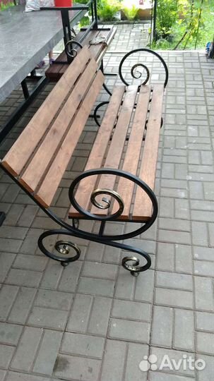 Лавочка садовая