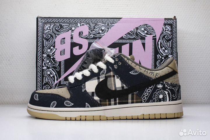 Nike SB Dunk Low Travis Scott