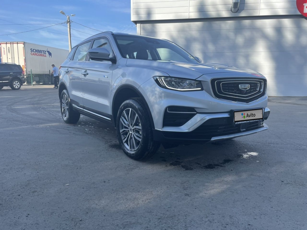 Geely Atlas Pro: фото владельца