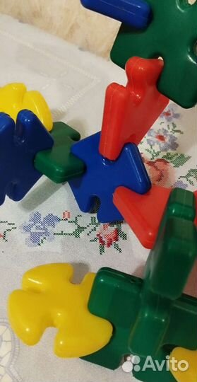 Конструктор пластиковый развивающий