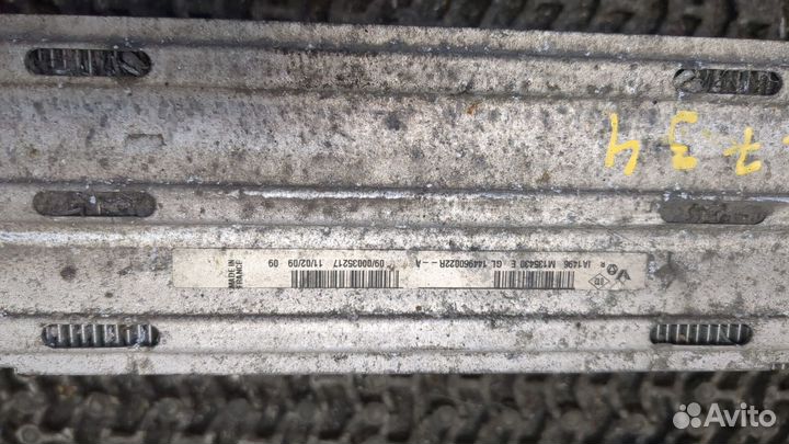 Радиатор интеркулера Renault Megane 3 2009, 2009