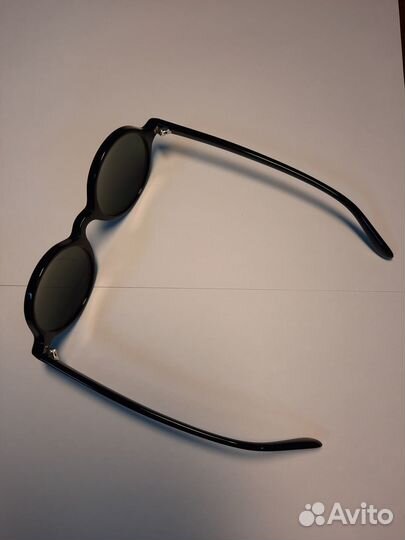 Солнцезащитные очки Emporio Armani