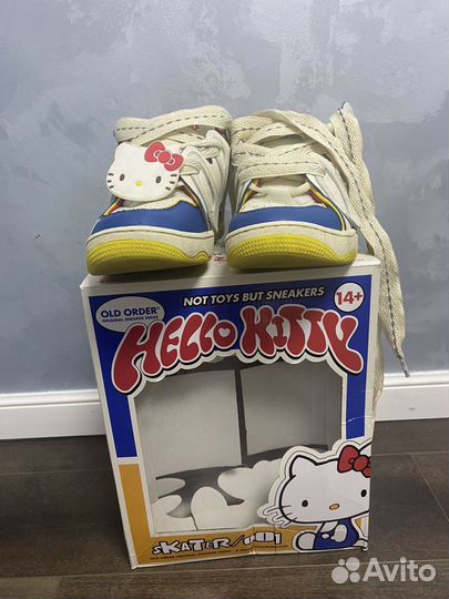 Old order hello kitty 43