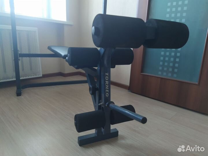 Скамья для жима со стойками /Тренажер Torneo