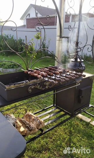 Мангал с крышей