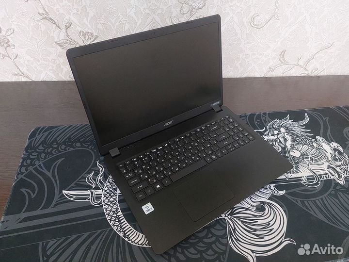 Ноутбук Acer Extensa 215-52