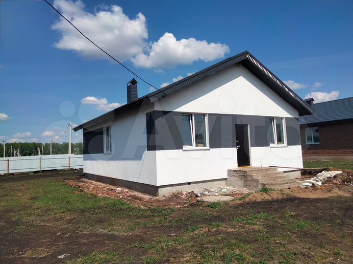 Дом 90 м² на участке 8 сот.