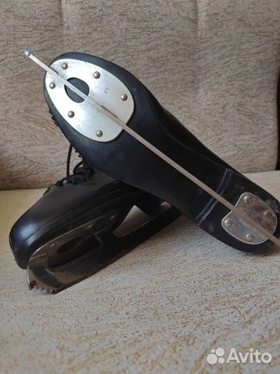 Коньки фигурные мужские