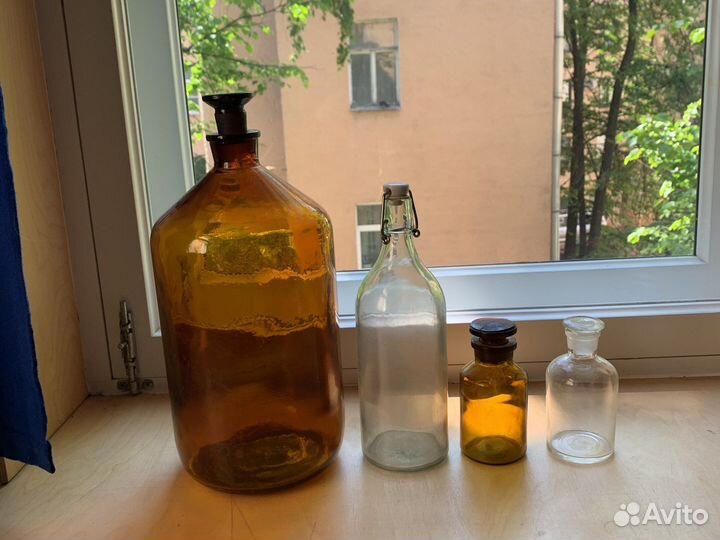 Стеклянные бутылки винтаж