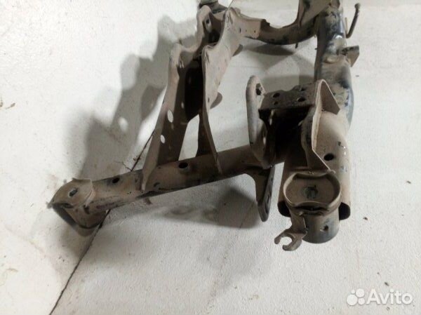 Балка задняя/подрамник Skoda Yeti