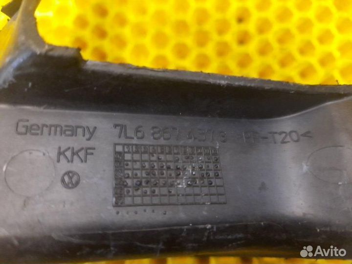 Петля двери/крышки багажника Volkswagen Touareg