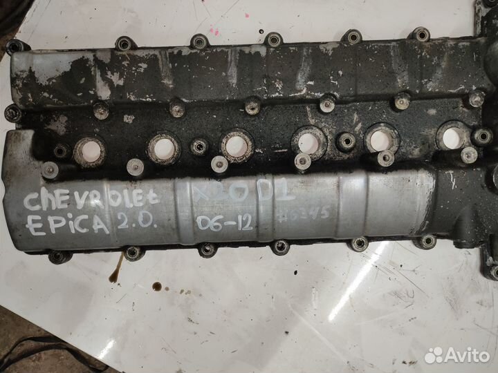 Клапанная крышка Chevrolet Epica V250 X20D1