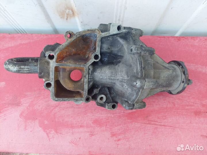 Водяной насос Mercedes-Benz W124