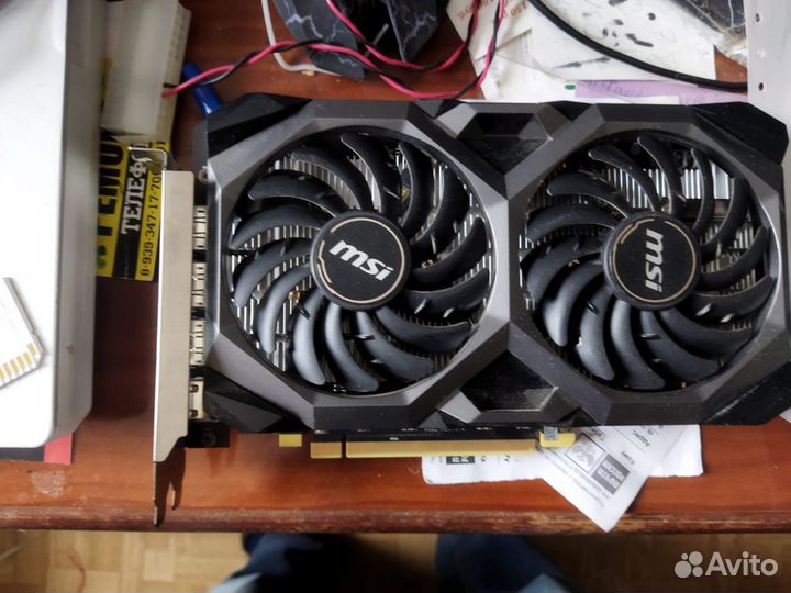 Видеокарта gigabyte AMD Radeon RX 5500XT