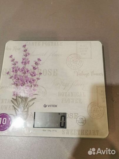 Весы кухонные Vitek VT-8020 BL