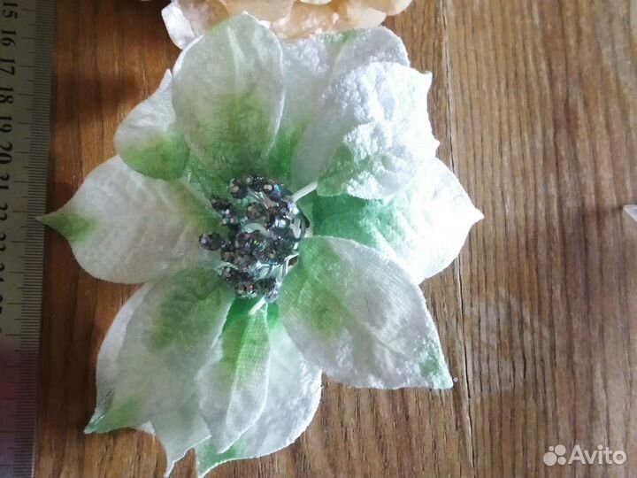 Искусственные цветы бу 11 шт набор