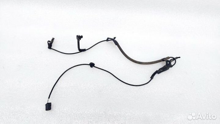 Датчик ABS передний правый Toyota Camry XV70 2arfe