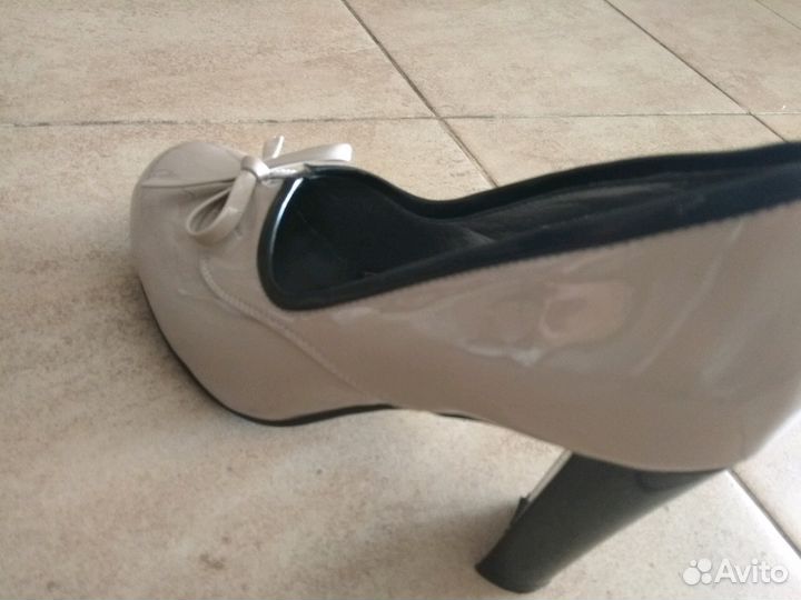 Туфли женские