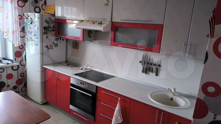 4-к. квартира, 80,7 м², 1/3 эт.