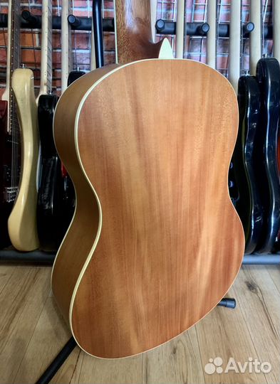 Классическая Гитара 4/4 (Индонезия)
