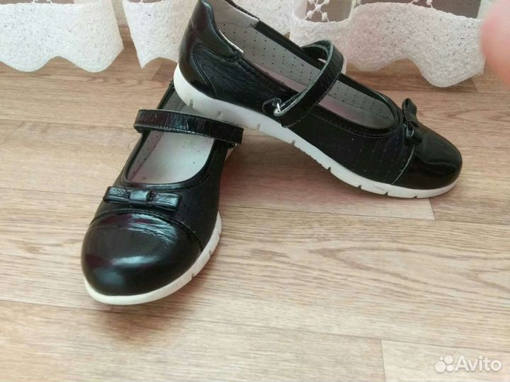 Туфли для девочек для школы