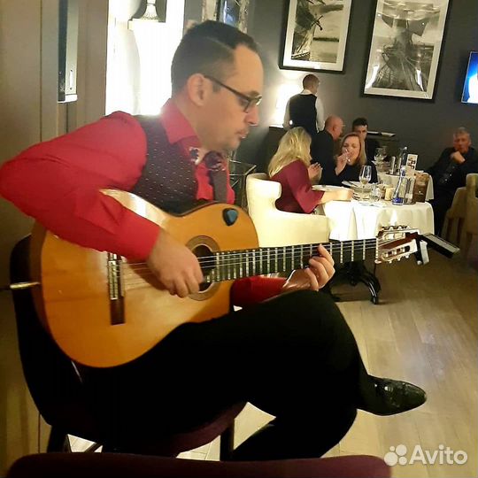 Гитарист на праздник.Москва(инструментал)