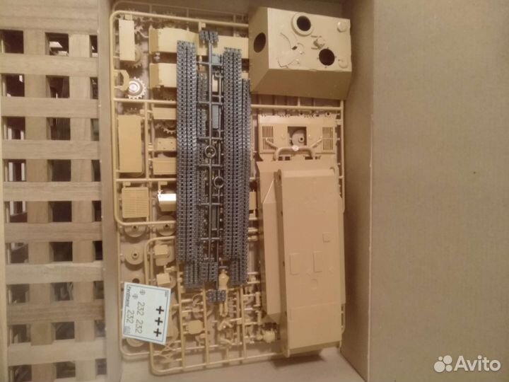 Сборная модель танка 1:35 сау Фердинанд Звезда