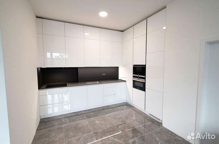 Кухня новая