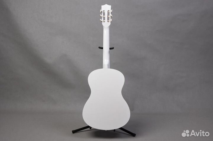 Гитара классическая 3/4 Belucci 3805WH