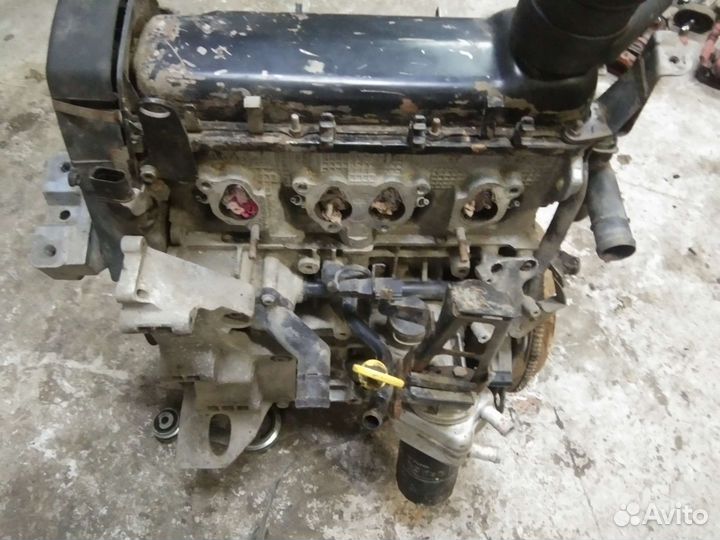 Двигатель AKL Шкода Октавия A4 1.6