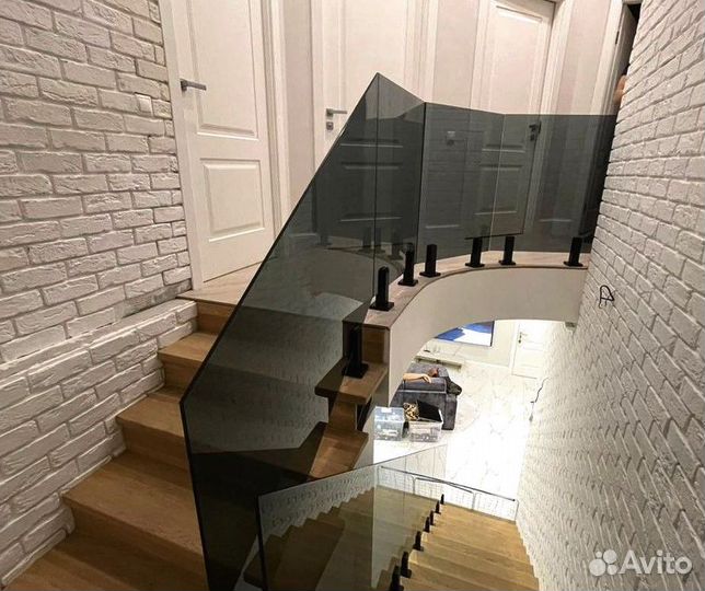 Стеклянные ограждения лестницы от производителя