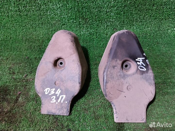 Пыльник кронштейна Volkswagen Passat B5 рестайлинг