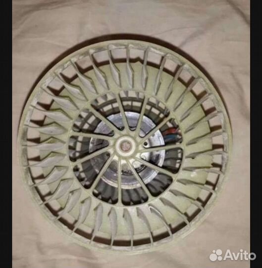 Моторчик печки на мерседес 124 3,2 - 2,8