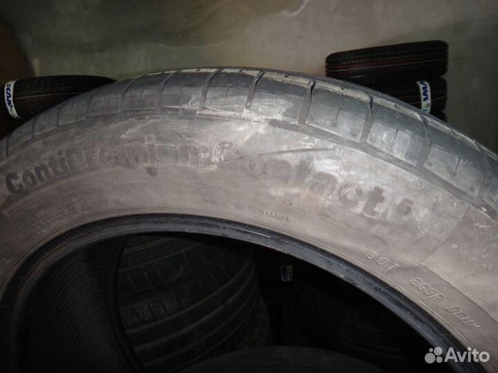Continental ContiPremiumContact 5 215/55 R17 94W