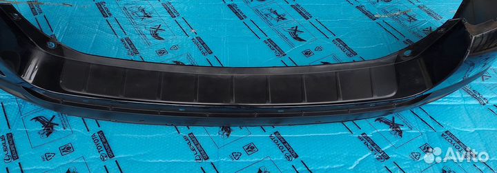 Тойота Хайлендер задний бампер Оригинал 2010-2013