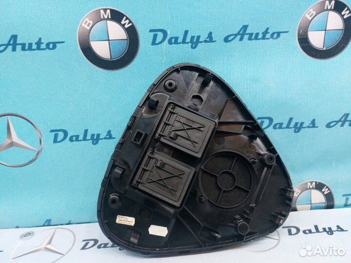 Дефлектор воздуховод центральный Mercedes-Benz