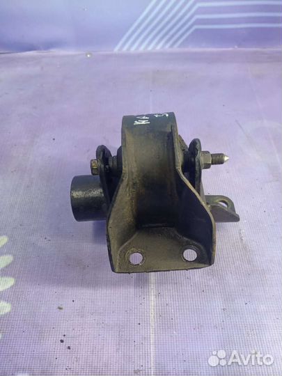 Опора двигателя задняя Kia Sportage 2. G4GC