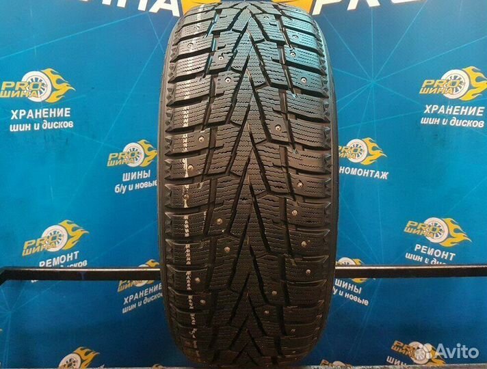 Roadstone Winguard Spike 215/50 R17