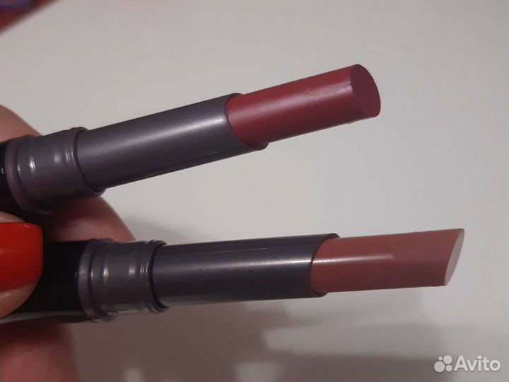 Губная помада