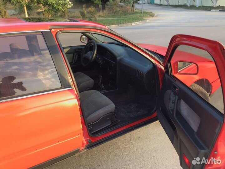 Hyundai Lantra, 1992